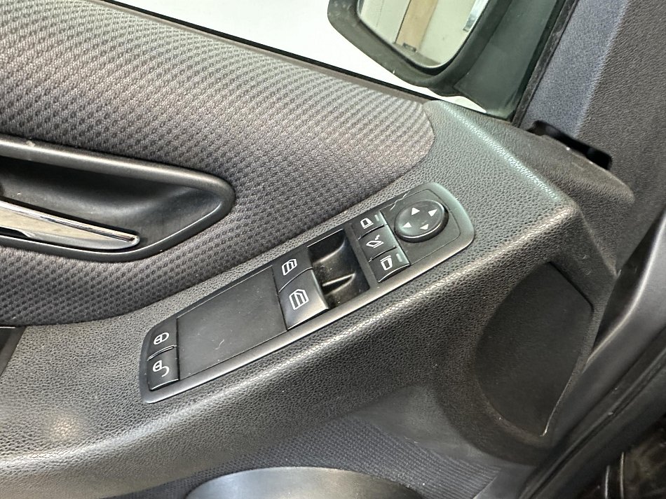 Mercedes-Benz Třída B 1.7i 