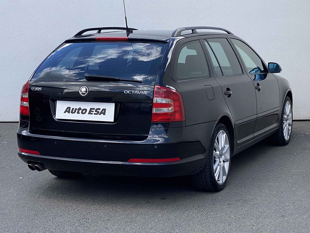 Škoda Octavia II 2.0 TDI RS