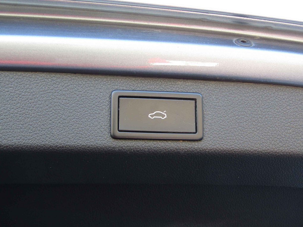 Škoda Superb III 2.0 TDi 