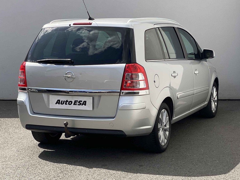 Opel Zafira 1.8 16V Family