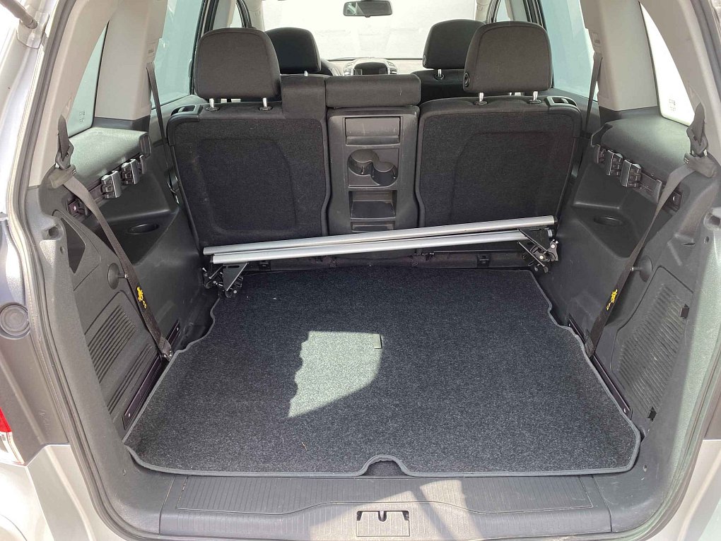 Opel Zafira 1.8 16V Family