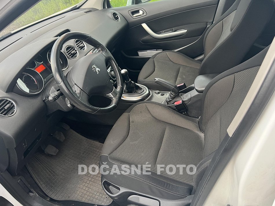 Peugeot 308 1.6 i 
