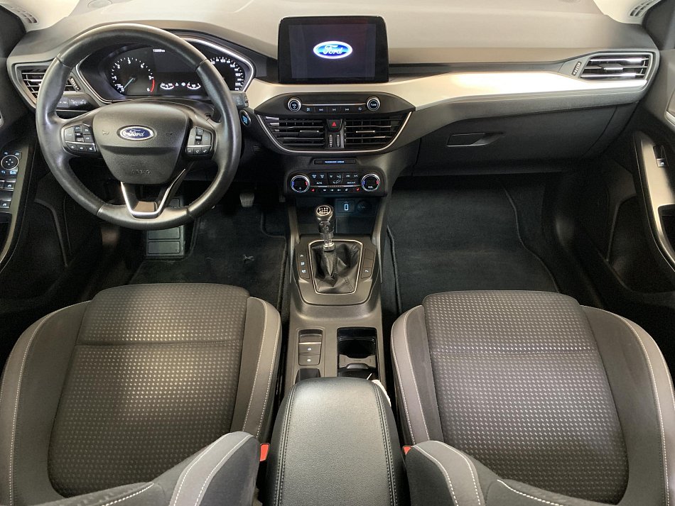 Ford Focus 1.5 EB Titanium