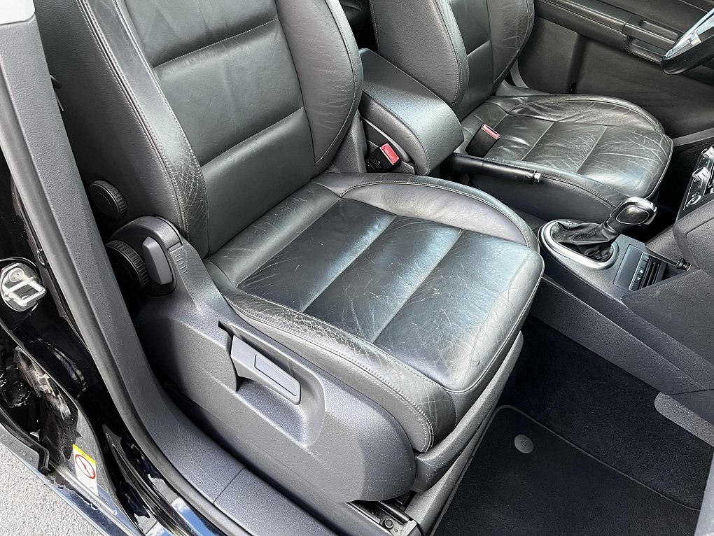 Volkswagen Touran 2.0 TDi Highline