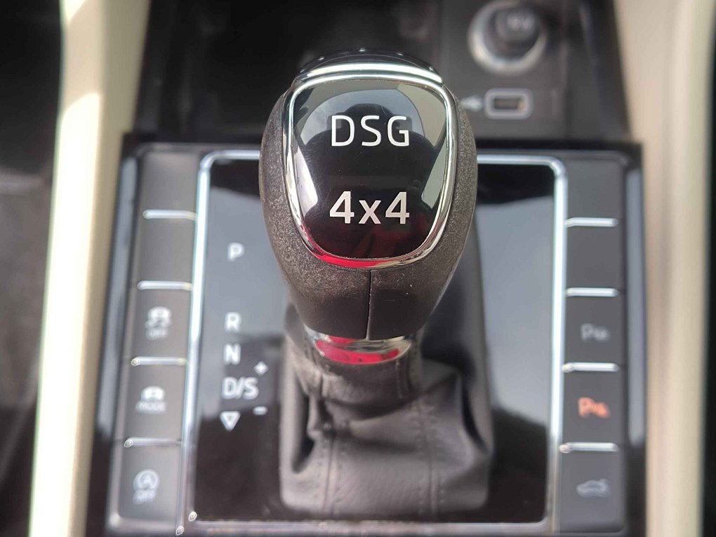 Škoda Superb III 2.0 TDi L&K 4x4
