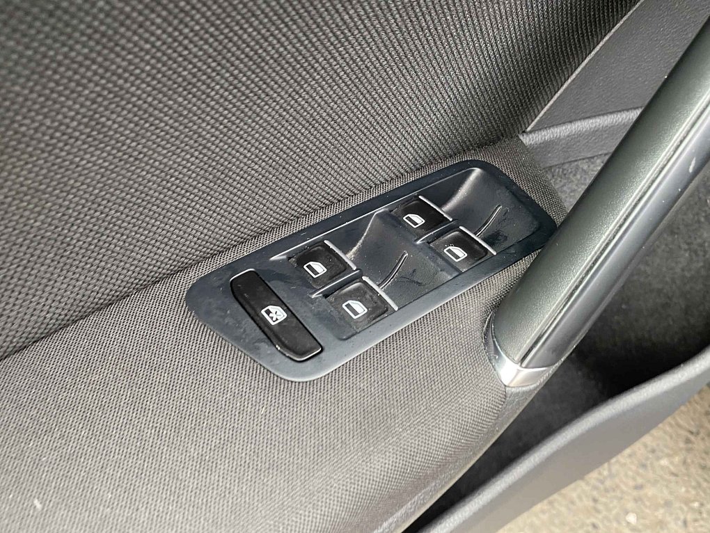 Volkswagen Golf 2.0 TFSi GTi