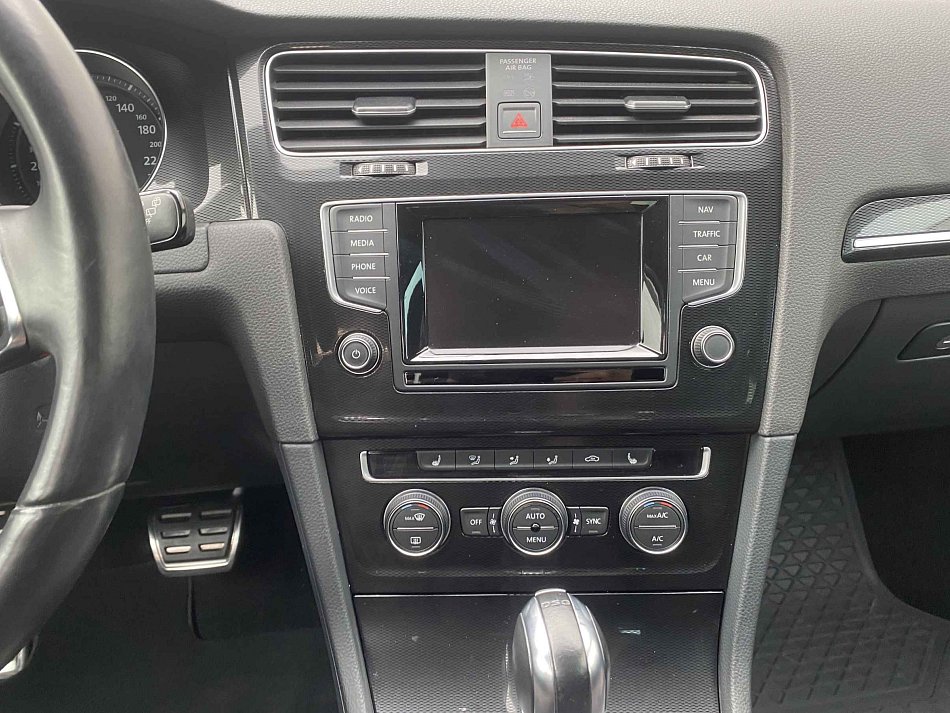 Volkswagen Golf 2.0 TFSi GTi