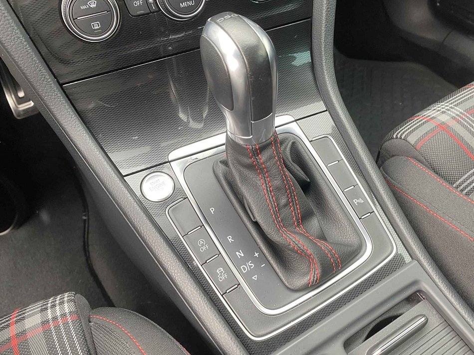 Volkswagen Golf 2.0 TFSi GTi