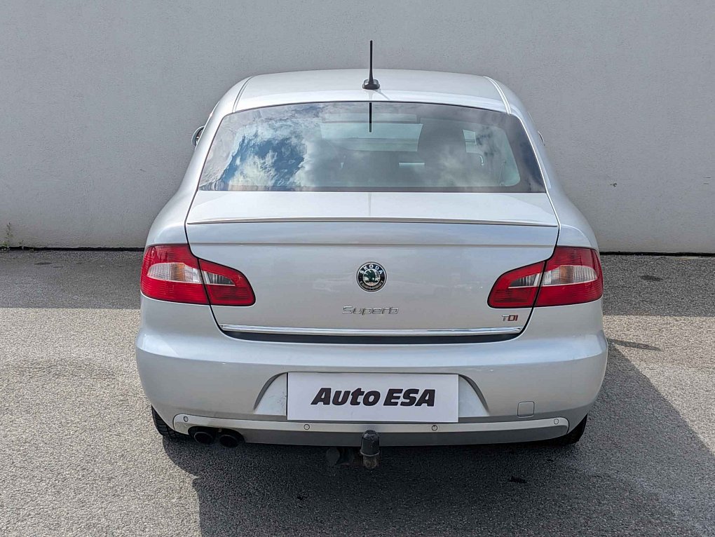 Škoda Superb II 2.0TDi Elegance