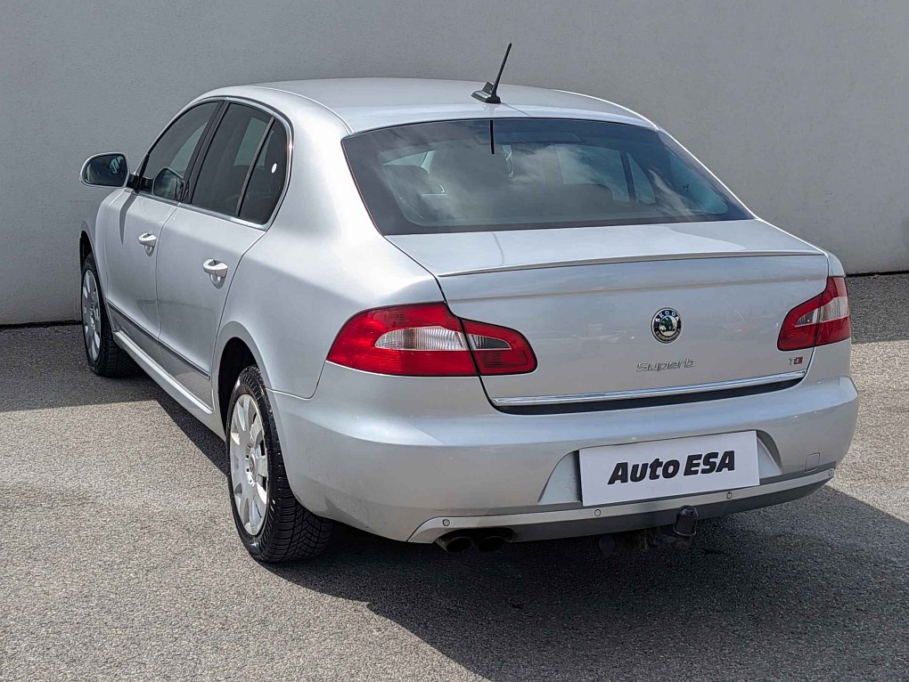 Škoda Superb II 2.0TDi Elegance