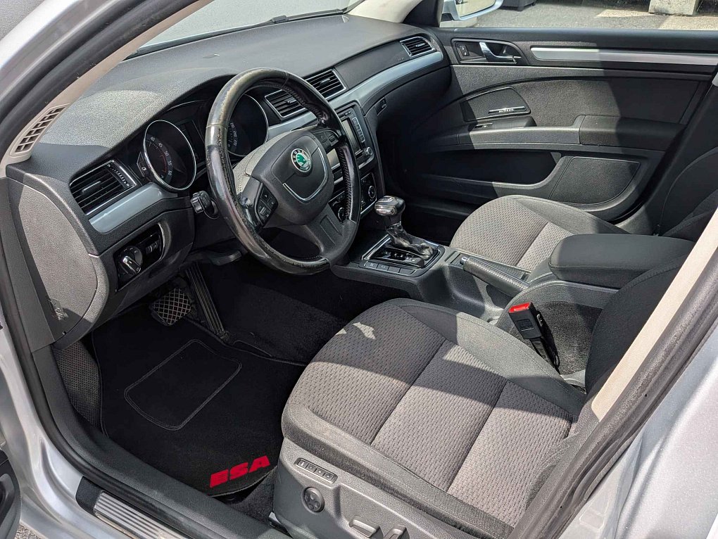 Škoda Superb II 2.0TDi Elegance