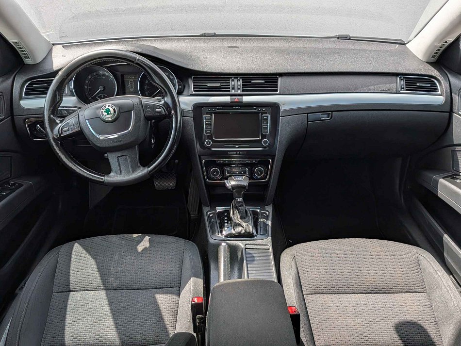 Škoda Superb II 2.0TDi Elegance