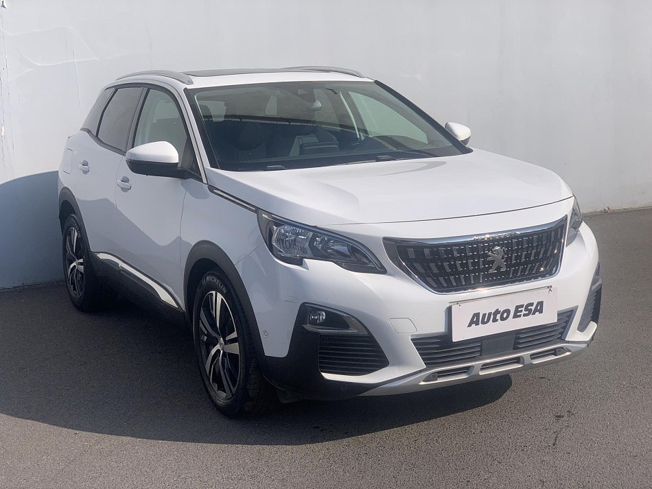 Peugeot 3008 1.2 PT Allure
