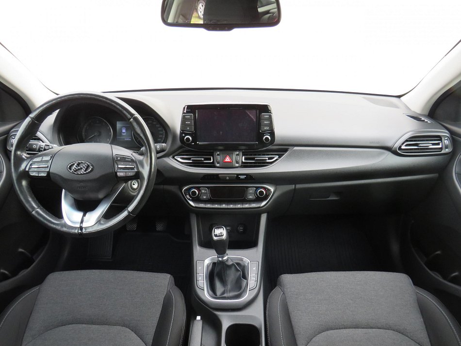 Hyundai I30 1.5 DPi Smart