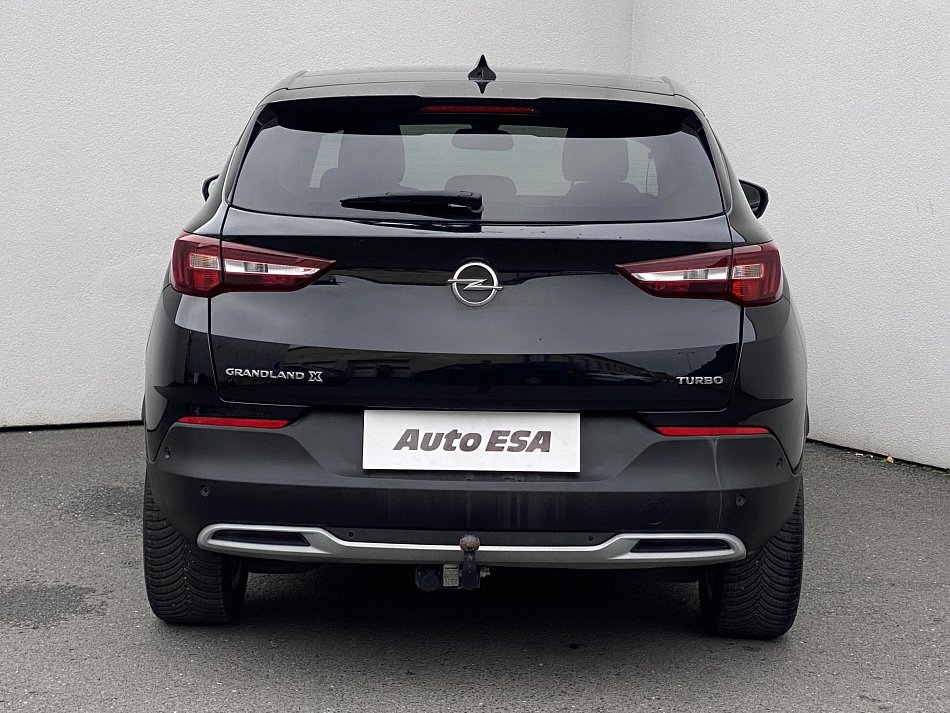 Opel Crossland X 1.2 T Innovation