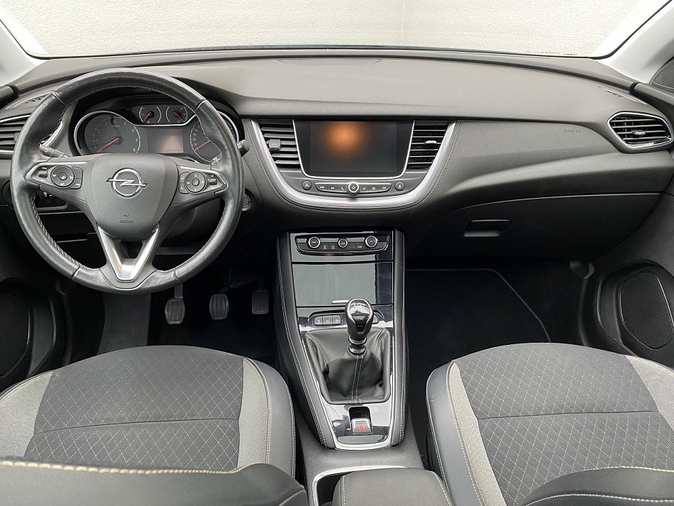 Opel Crossland X 1.2 T Innovation