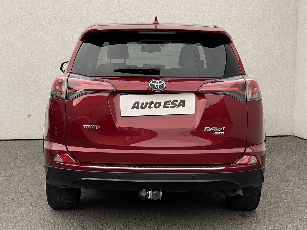 Toyota RAV4 2.0 VVT-i  4x4