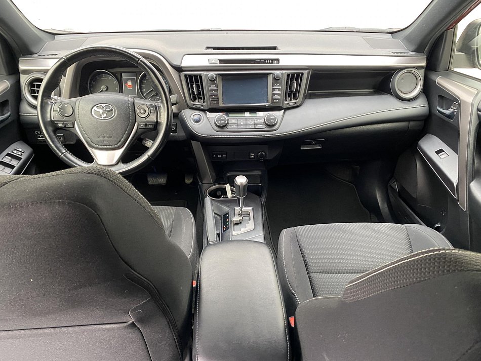 Toyota RAV4 2.0 VVT-i  4x4