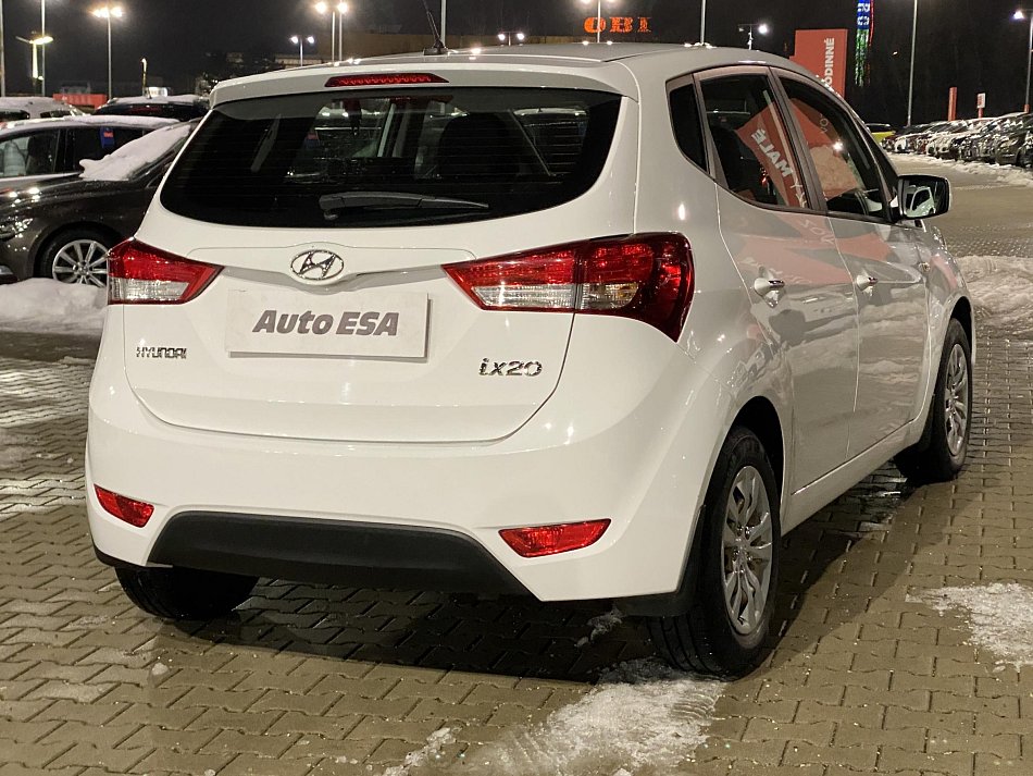 Hyundai Ix20 1.6 i 
