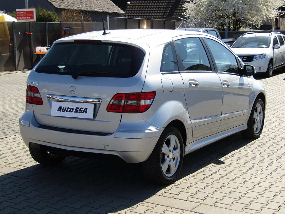 Mercedes-Benz Třída B 1.7i 
