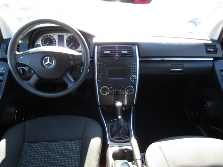 Mercedes-Benz Třída B 1.7i 
