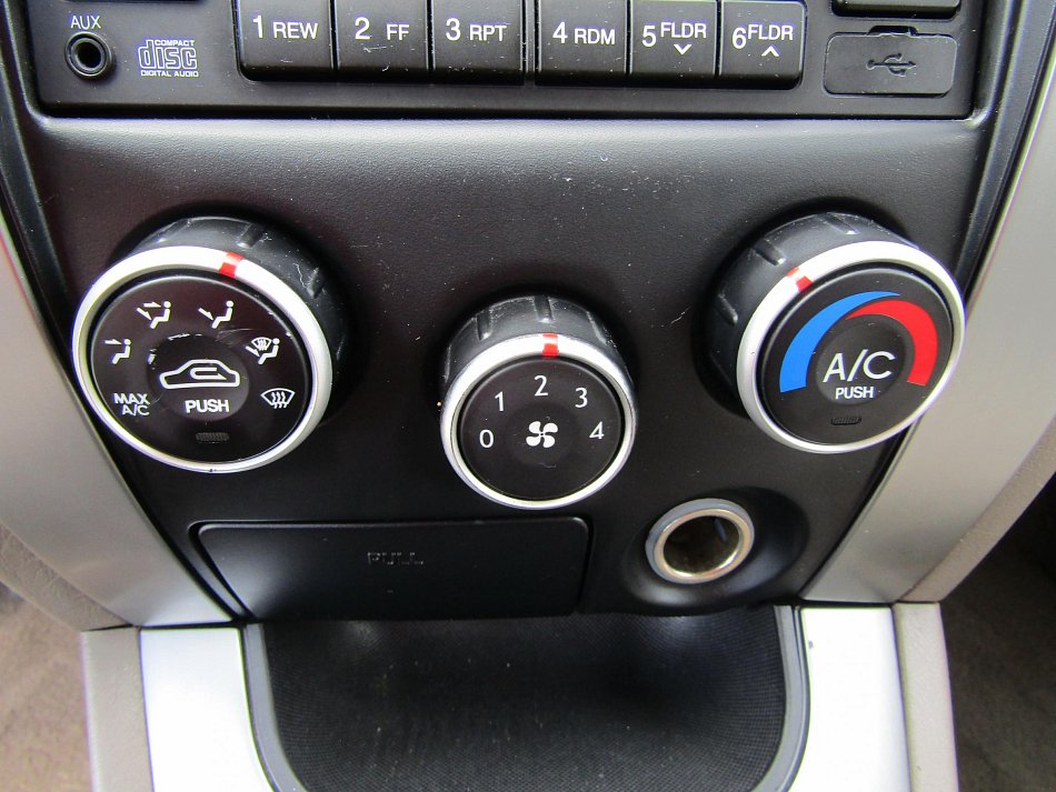 Hyundai Tucson 2.0i 