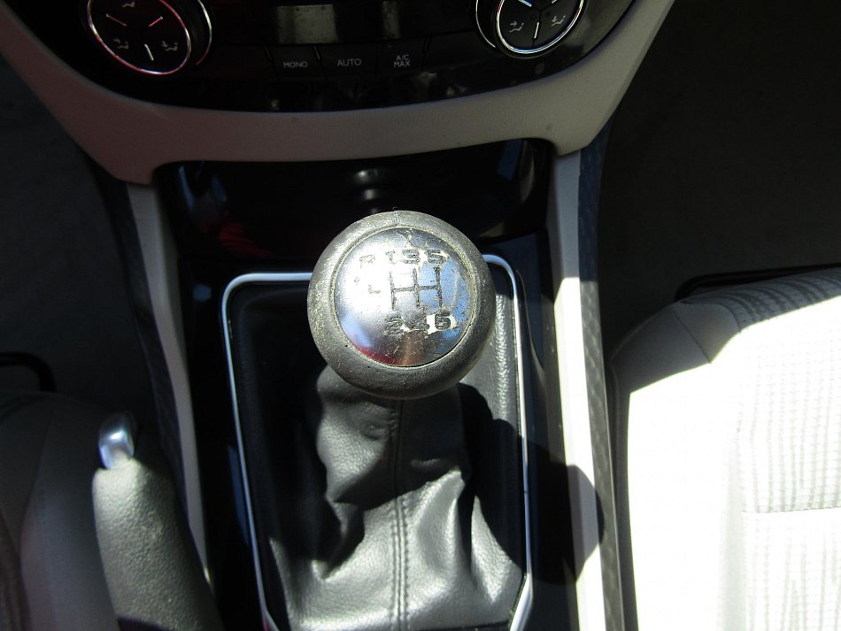 Peugeot 508 2.0 HDi 