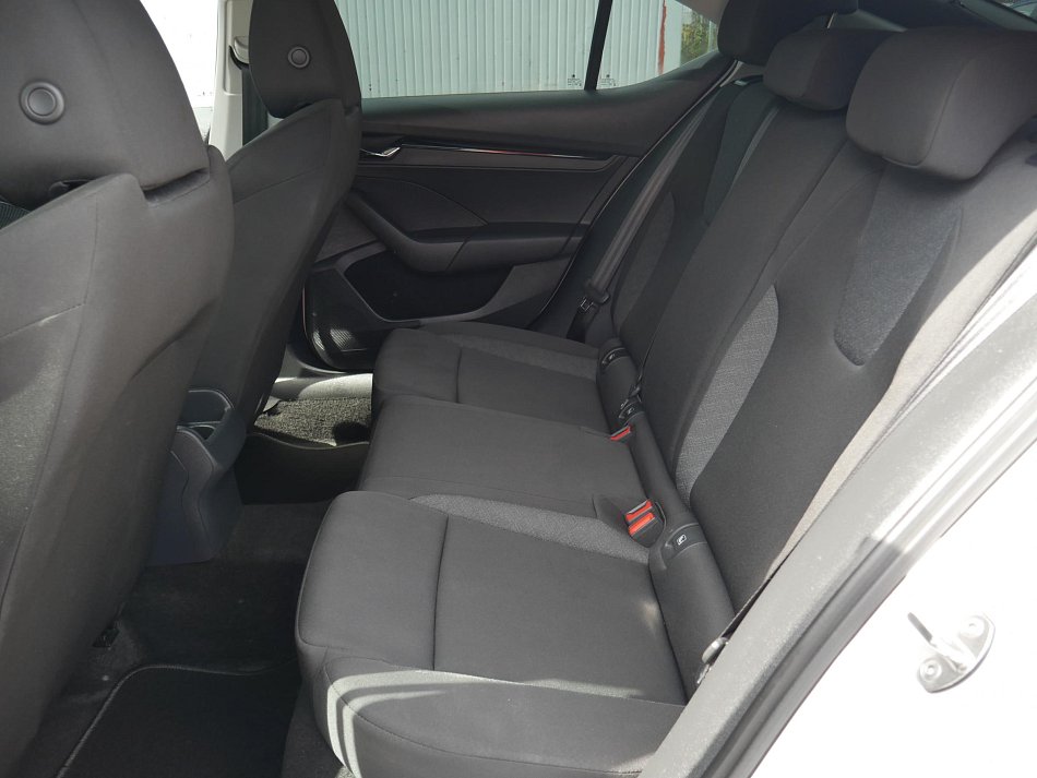 Škoda Octavia IV 2.0 TDi 