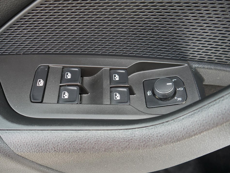 Škoda Octavia IV 2.0 TDi 
