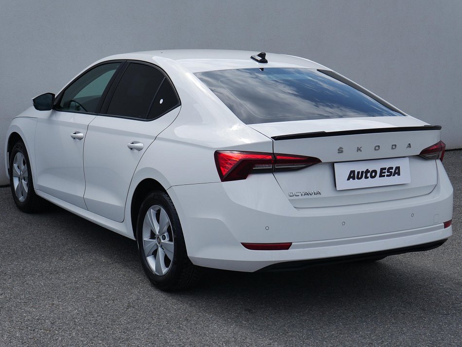 Škoda Octavia IV 2.0 TDi 