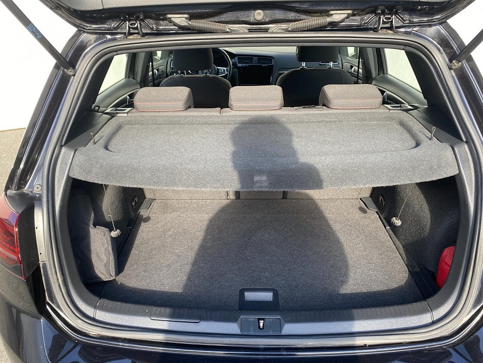 Volkswagen Golf 2.0 TSi GTi Performance