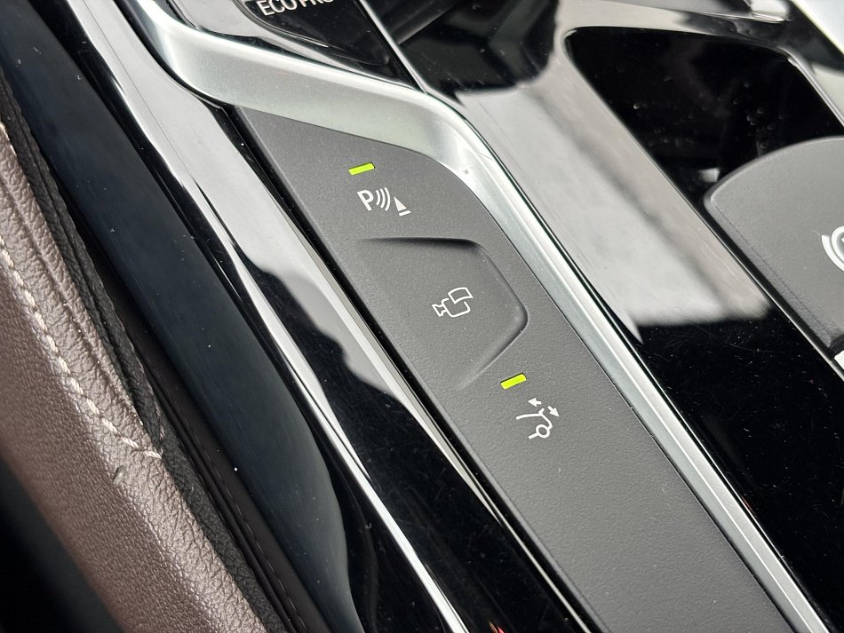 BMW Řada 6 3.0 D LuxuryLine GT 640d xDrive