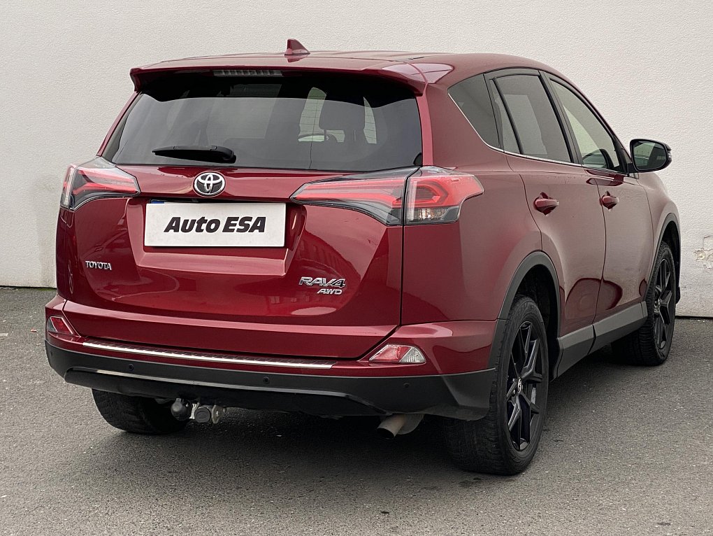 Toyota RAV4 2.0 VVT-i  4x4