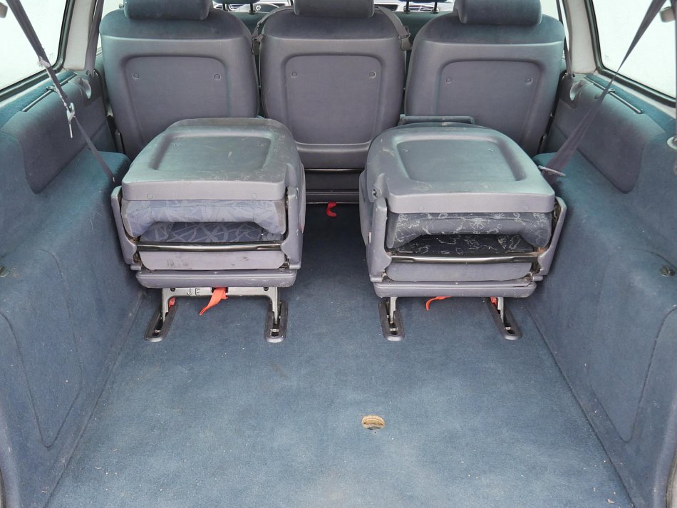 Renault Grand Espace 2.2dCi 