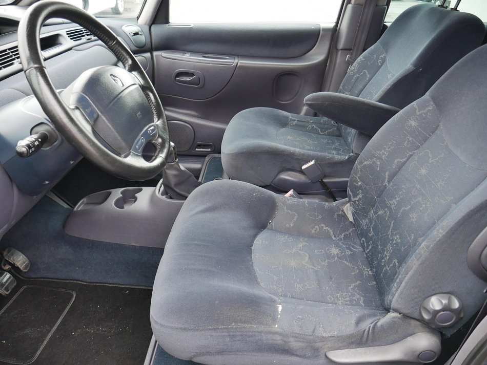 Renault Grand Espace 2.2dCi 