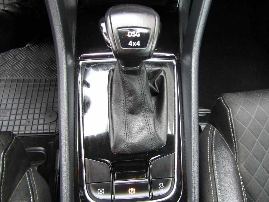 Škoda Karoq 2.0 TDi  4x4
