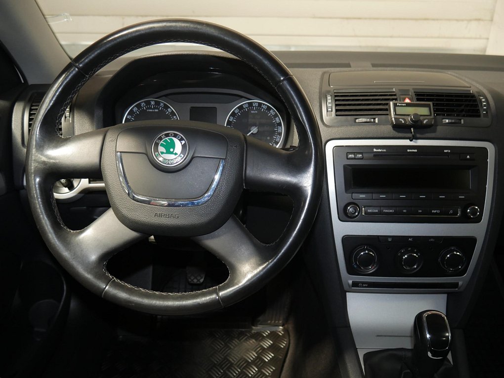 Škoda Octavia II 1.6TDI Ambition