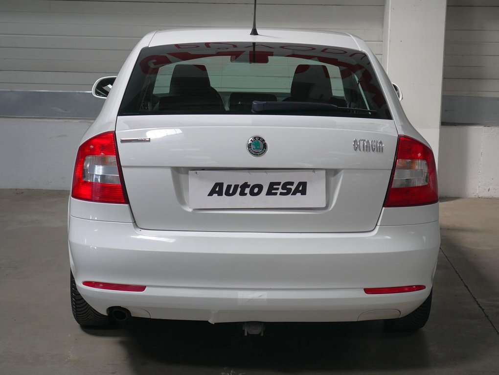 Škoda Octavia II 1.6TDI Ambition
