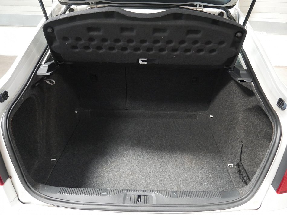 Škoda Octavia II 1.6TDI Ambition