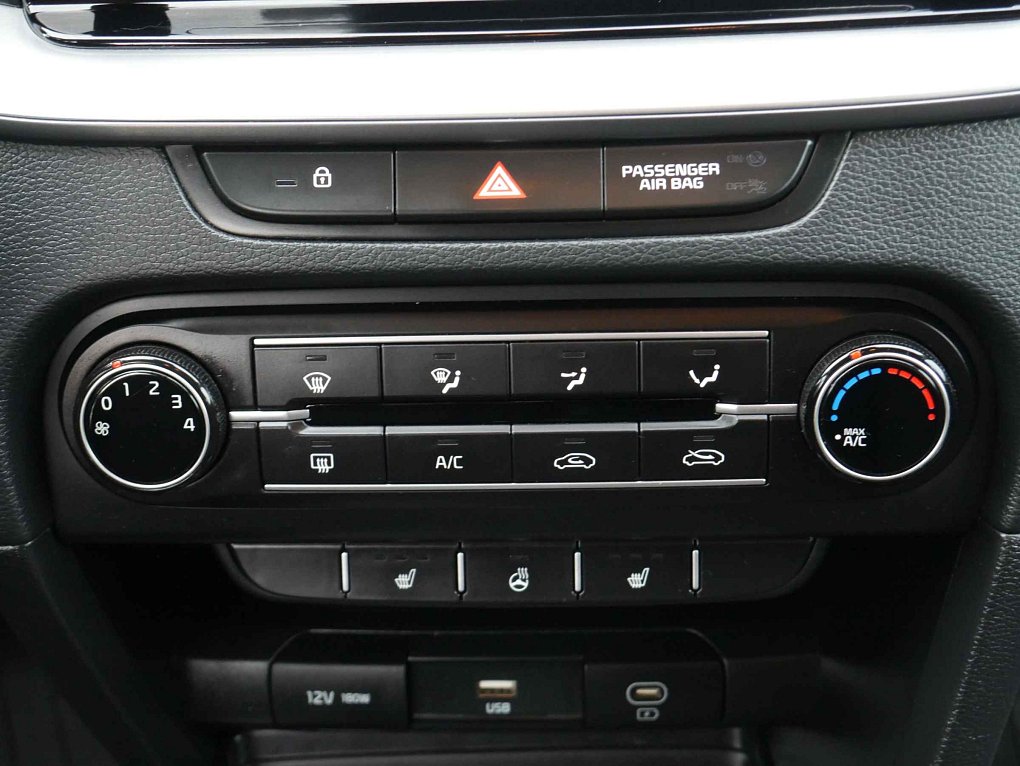 Kia Ceed 1.5  T-GDi 