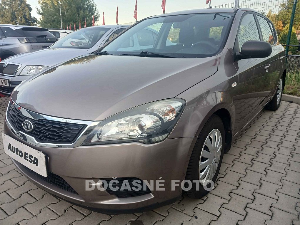 Kia Ceed 1.4CVVT 