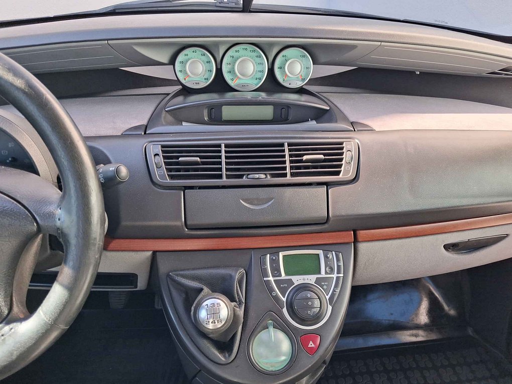 Citroën C8 2.0 i 