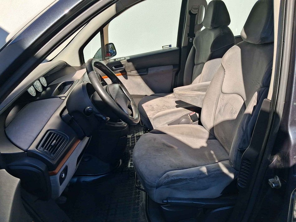 Citroën C8 2.0 i 