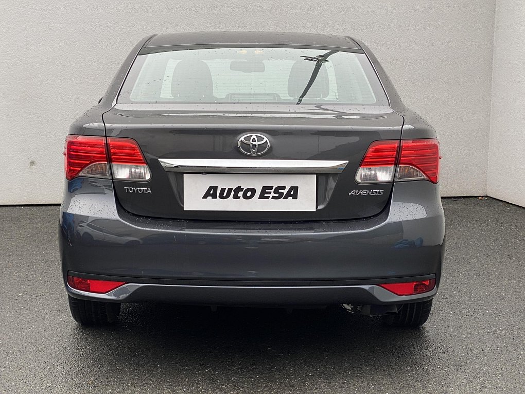 Toyota Avensis 1.8 VVT-i 