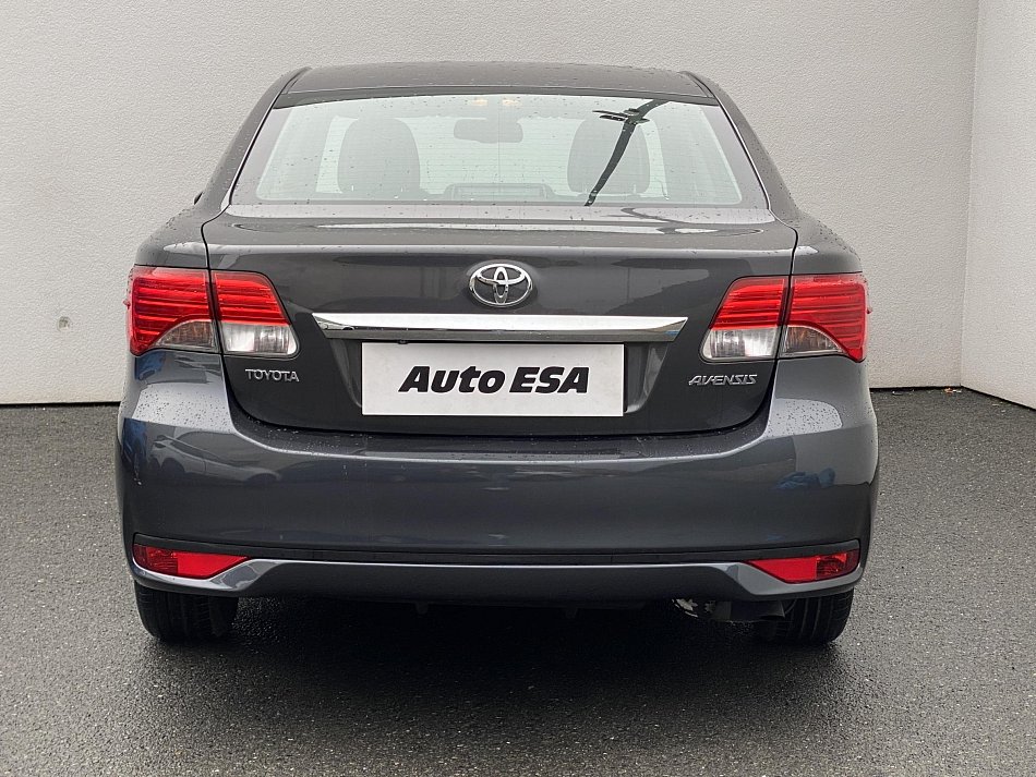 Toyota Avensis 1.8 VVT-i 