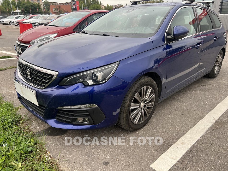 Peugeot 308 1.2 i 