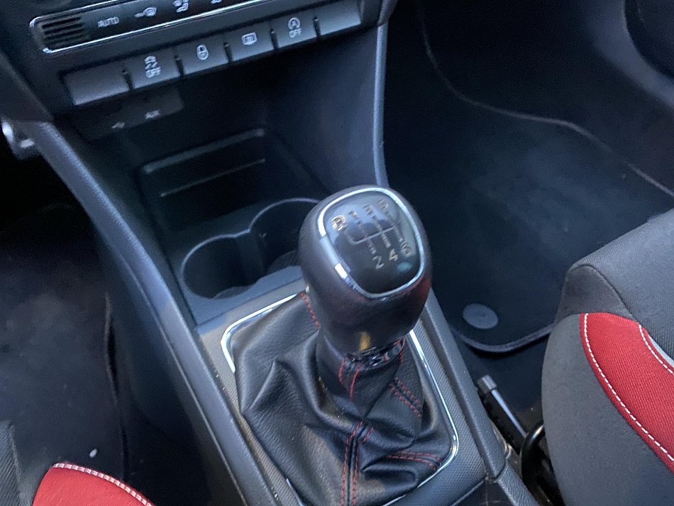 Škoda Rapid 1.2 TSi Monte Carlo