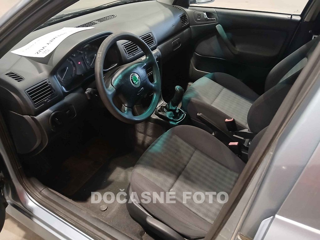 Škoda Octavia 1.6i 