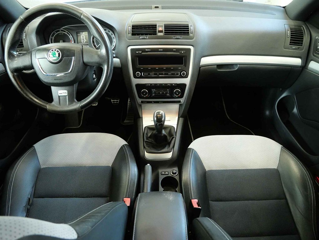 Škoda Octavia II 2.0 TSi RS