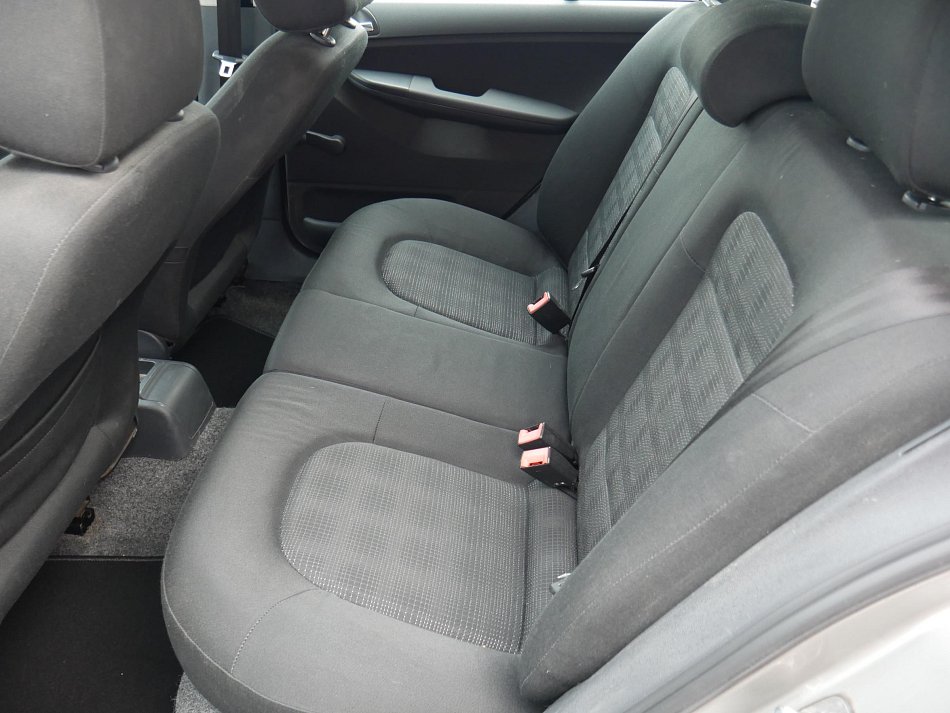 Škoda Fabia I 1.2 HTP 